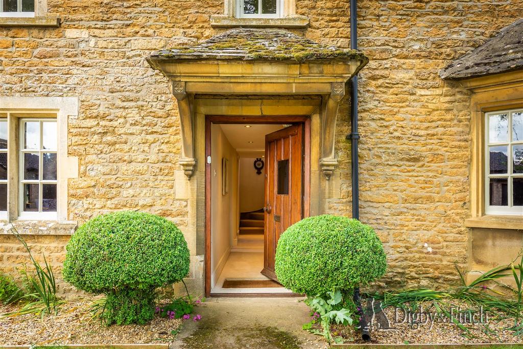 Grove House, Grove Road, Hanthorpe, Bourne PE10 0 R
