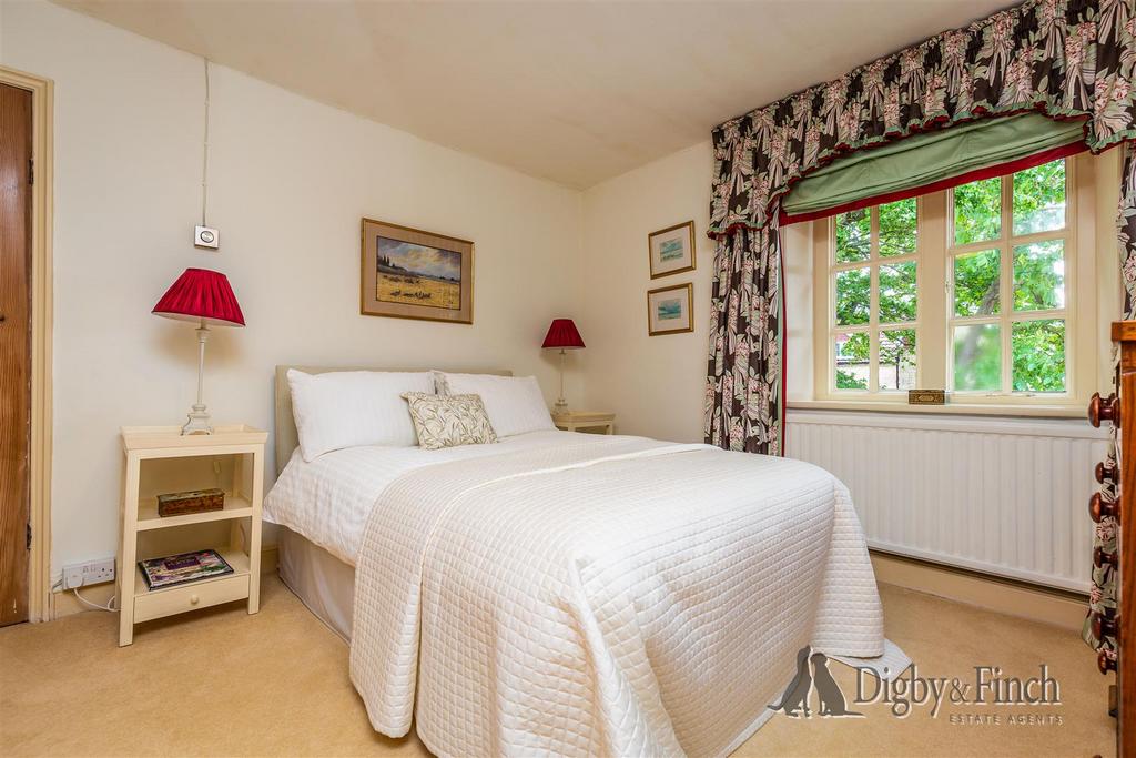 Grove House, Grove Road, Hanthorpe, Bourne PE10 0 R