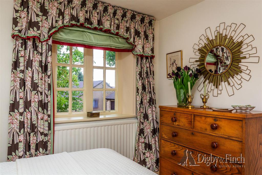 Grove House, Grove Road, Hanthorpe, Bourne PE10 0 R