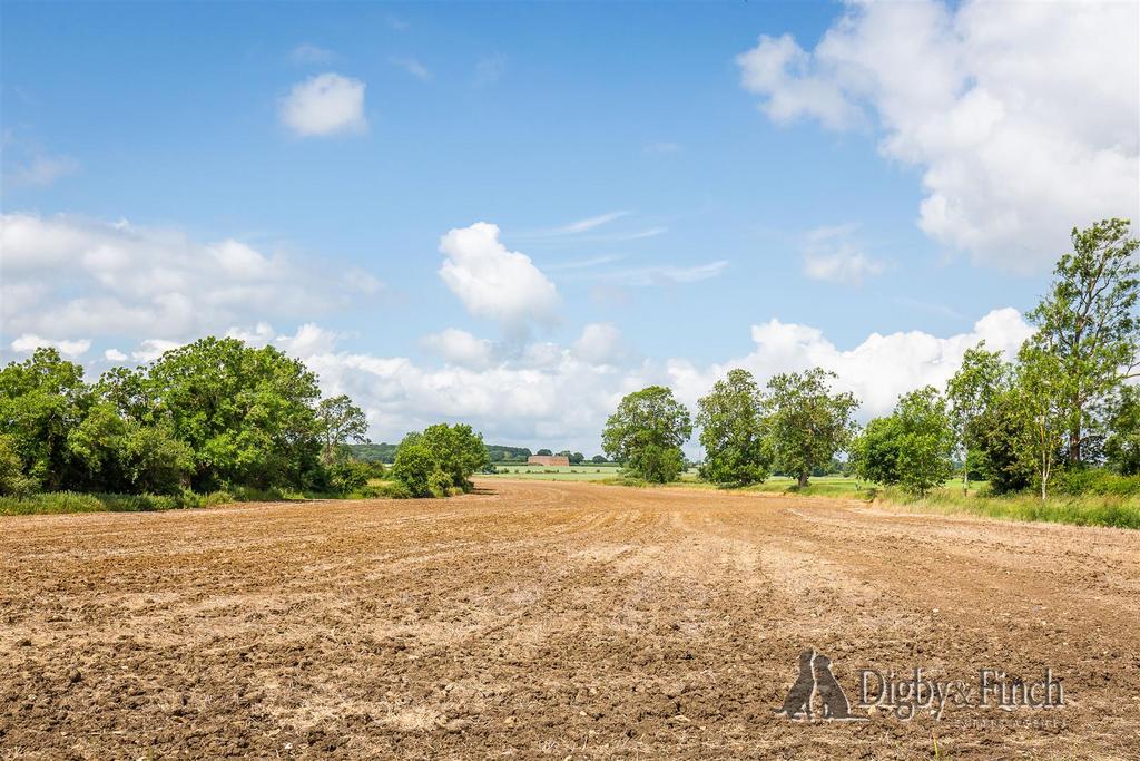Grove House, Grove Road, Hanthorpe, Bourne PE10 0 R