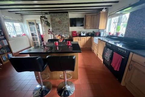 4 bedroom house for sale, Nantgaredig, Carmarthen