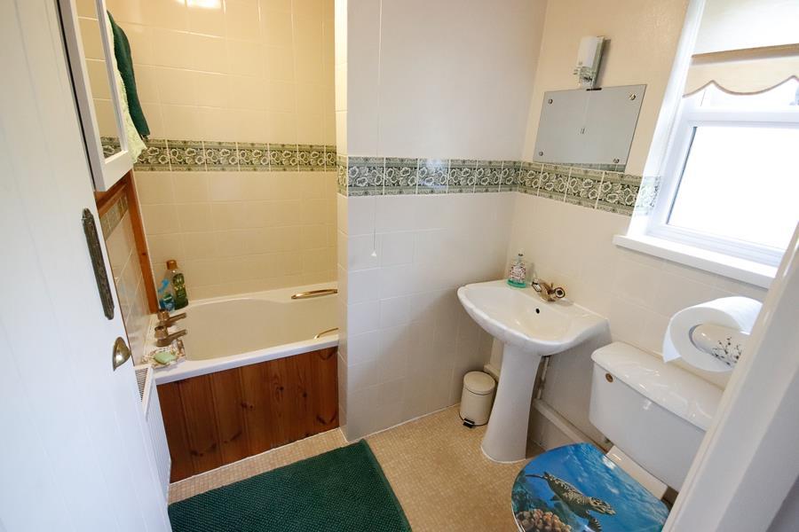 En suite bathroom