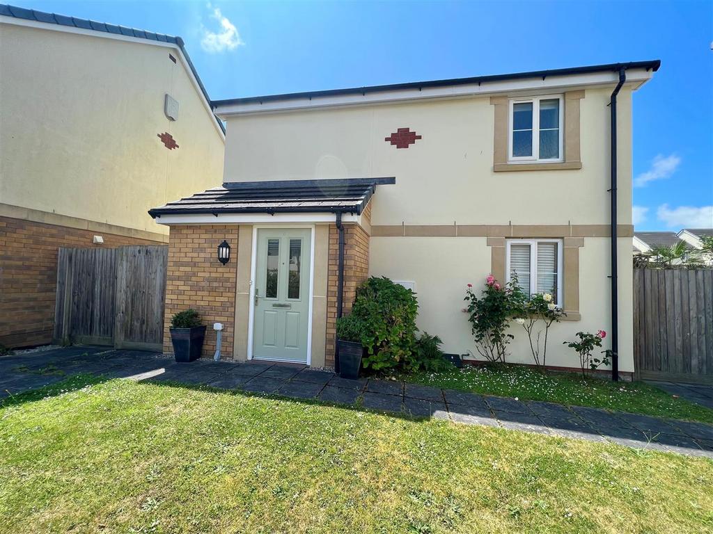 Windsor Gardens, Roundswell, Barnstaple 2 bed detached house for sale
