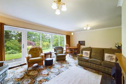3 bedroom detached bungalow for sale, 3 Gleddings Close, Savile Park, Halifax HX3 0JD