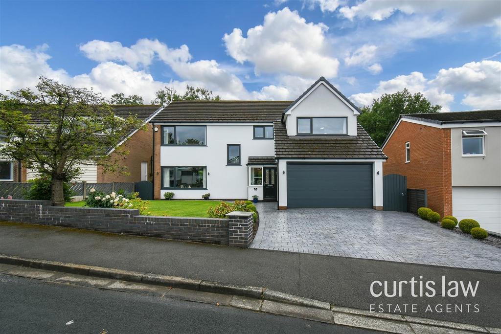 Rogersfield, Langho, Blackburn 5 bed detached house for sale £540,000