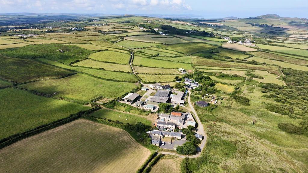 Cilau Ganol Farm, Llanwnda, Goodwick 3 bed property for sale £865,000