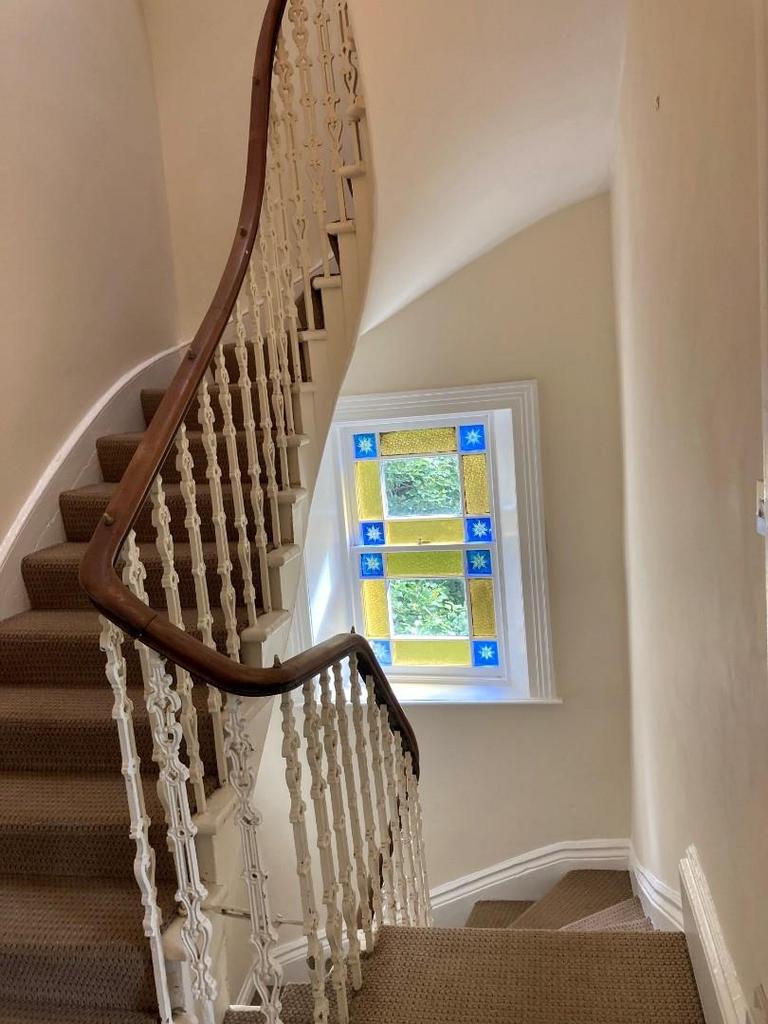 Staircase 2.jpg