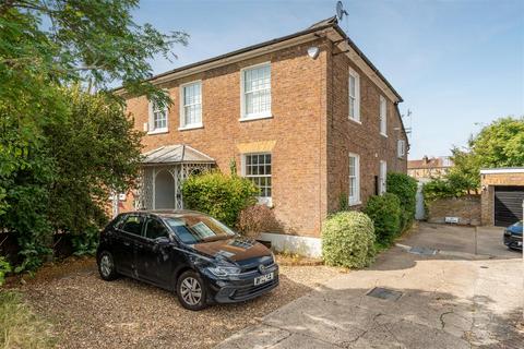 Lower Wickham Cottage, 2 Straight Road, Old Windsor, Windsor, SL4 2RL