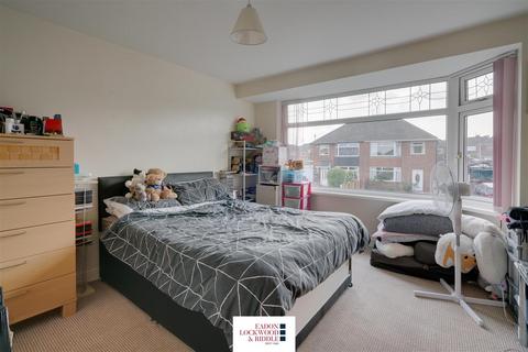 8 Hackness Lane, Brinsworth, Rotherham, S60 5AU