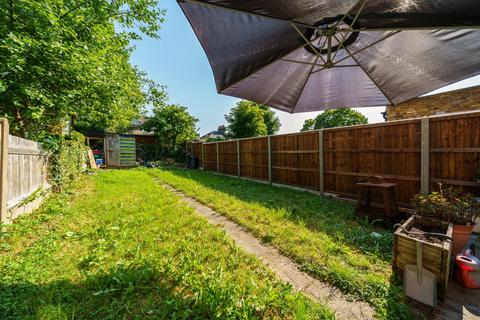 84 Killearn Road, Catford, London, SE6 1BT