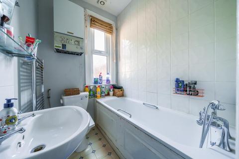 84 Killearn Road, Catford, London, SE6 1BT