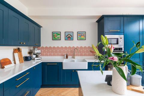 46 Calcott Road, Bristol, BS4 2HD