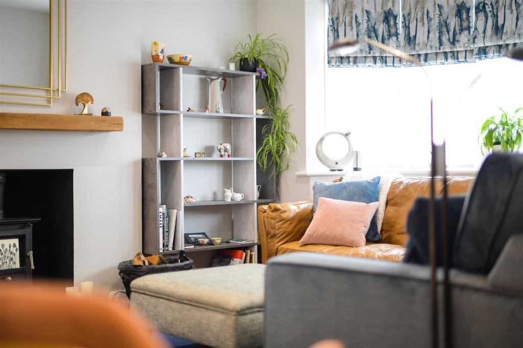 KINGSWOOD ROAD, 8 LIFESTYLE- (1).jpg