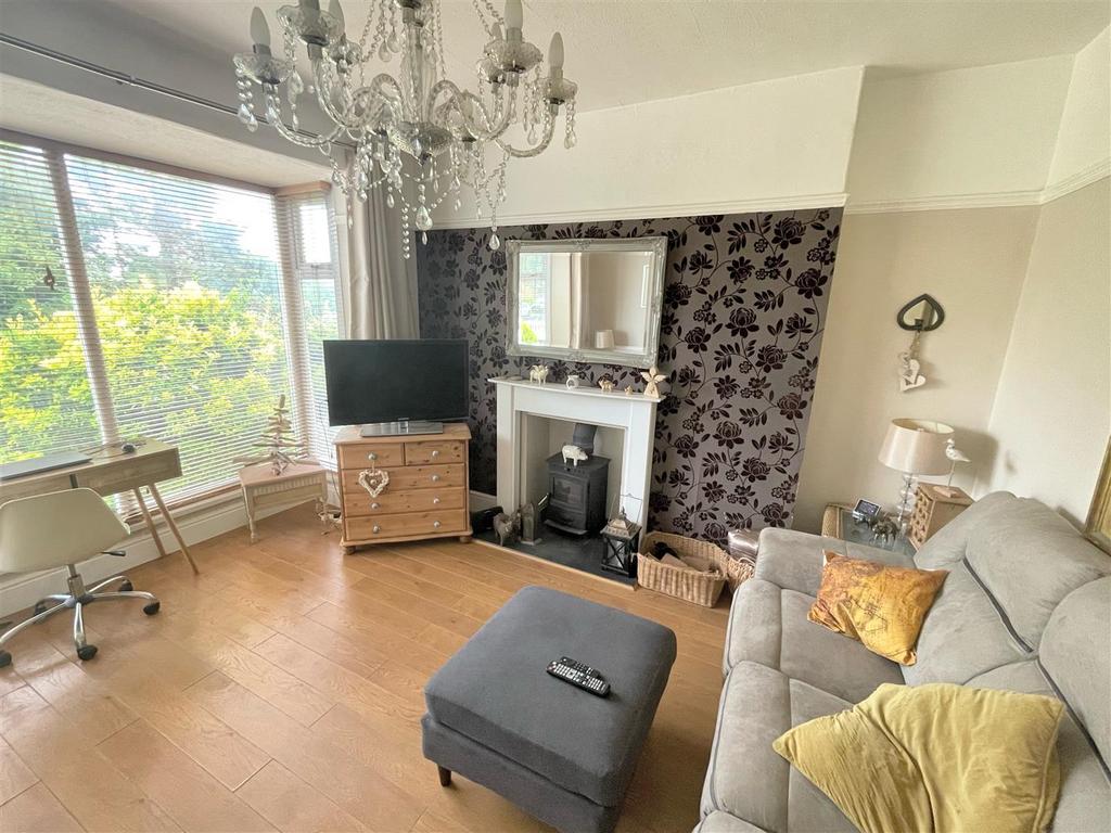 West Cross Avenue, Swansea 3 bed semidetached house for sale £350,000