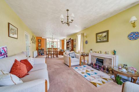 2 Adel Towers Close, Adel, Leeds, LS16 8ES