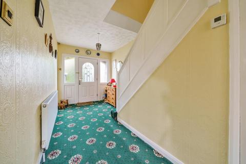 2 Adel Towers Close, Adel, Leeds, LS16 8ES