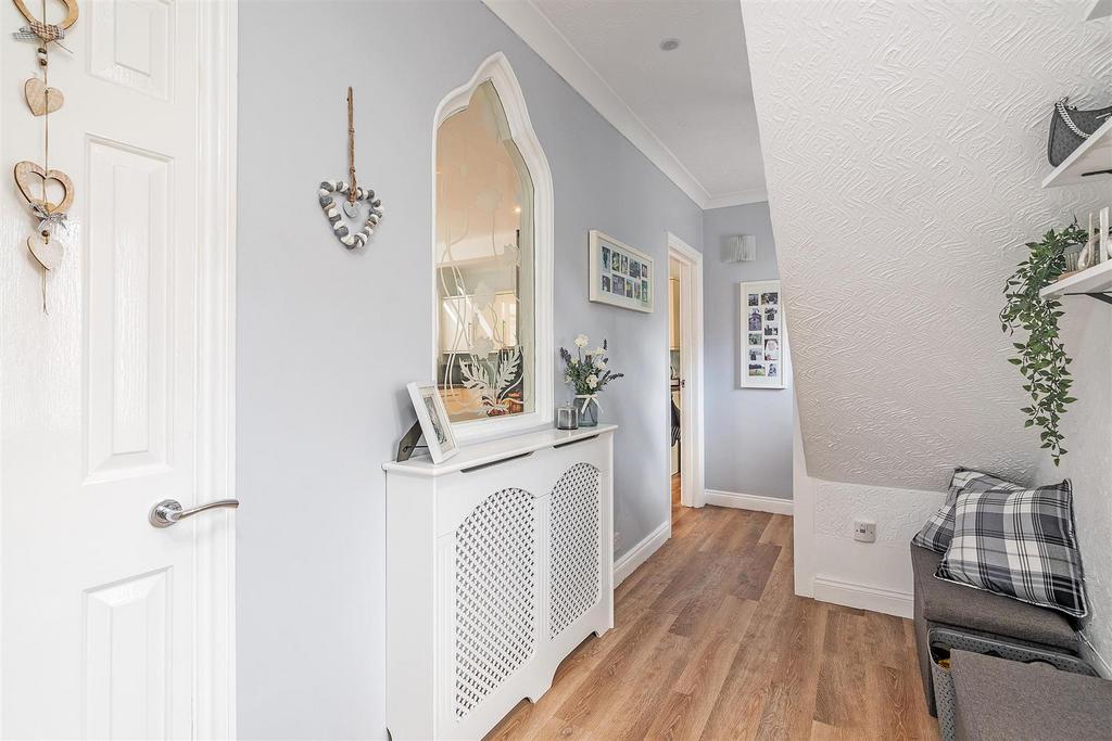 Newlands Road, Bentley Heath, Solihull 4 bed terraced house £475,000
