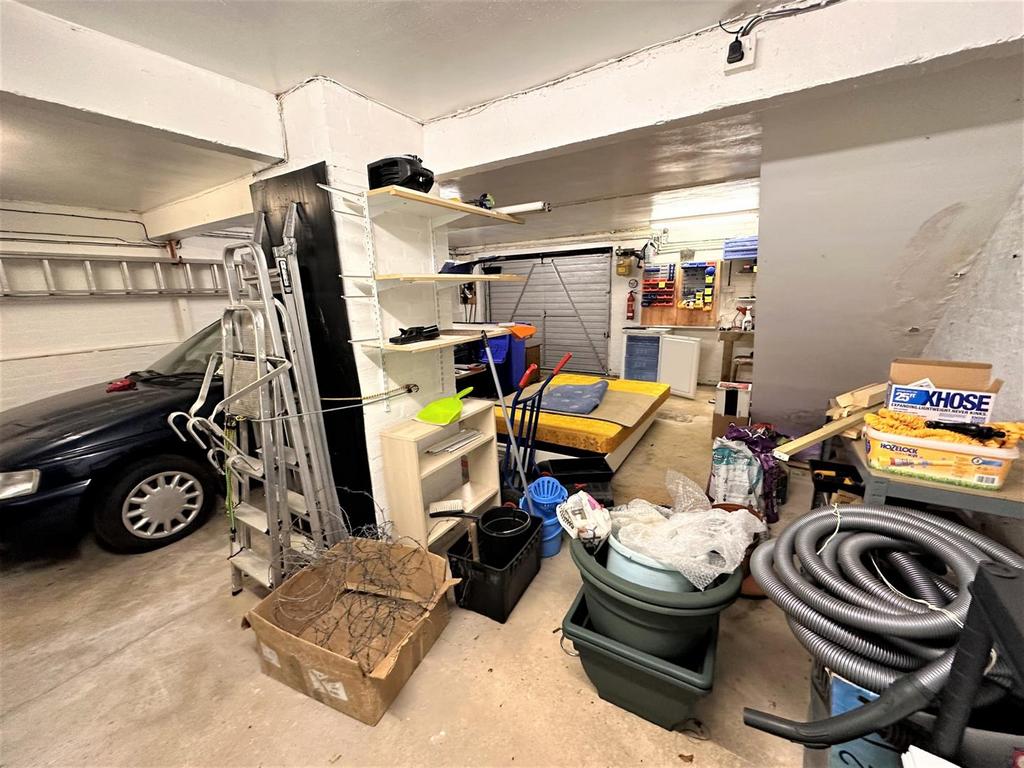 Integral garage