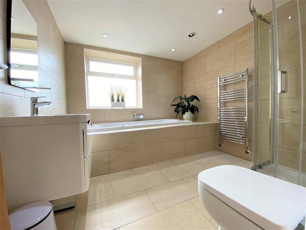 Family bath and shower room