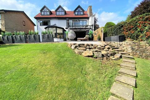 3 Thornsett Gardens, Sheffield, S17 3PP