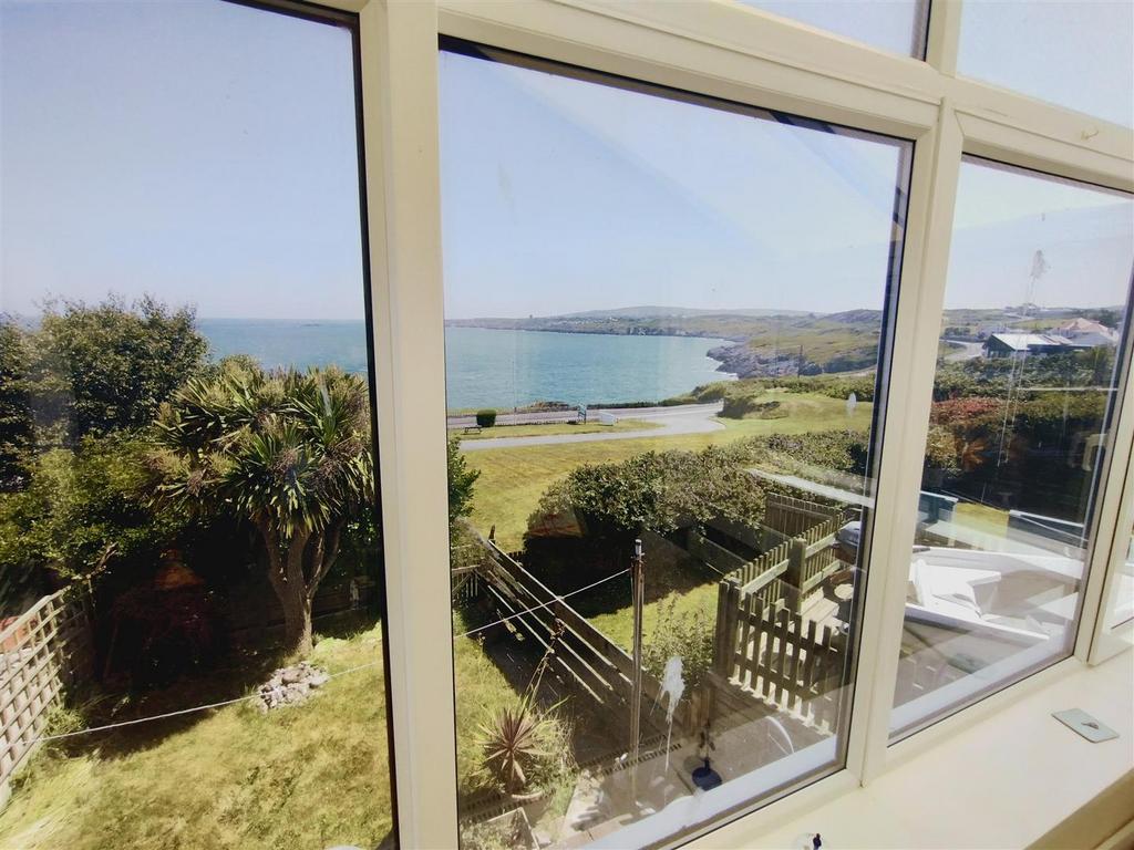 Glan Y Don Parc, Bull Bay, Amlwch 3 bed house for sale £399,950