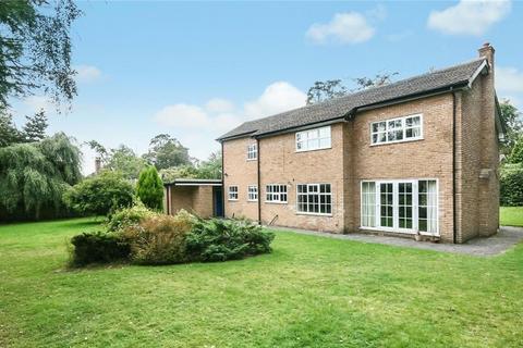 4 bedroom detached house to rent, Talbot Road, Bowdon