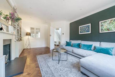 73 Raleigh Drive, London, N20 0UZ