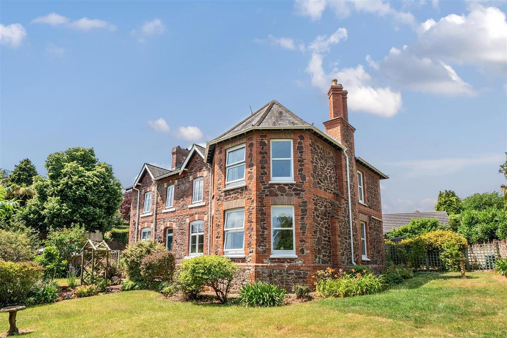 Wheatridge Lane, Torquay 4 bed detached house for sale £700,000