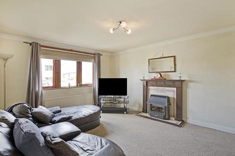 19 Broadfield Way, Addingham, Ilkley, LS29 0TJ