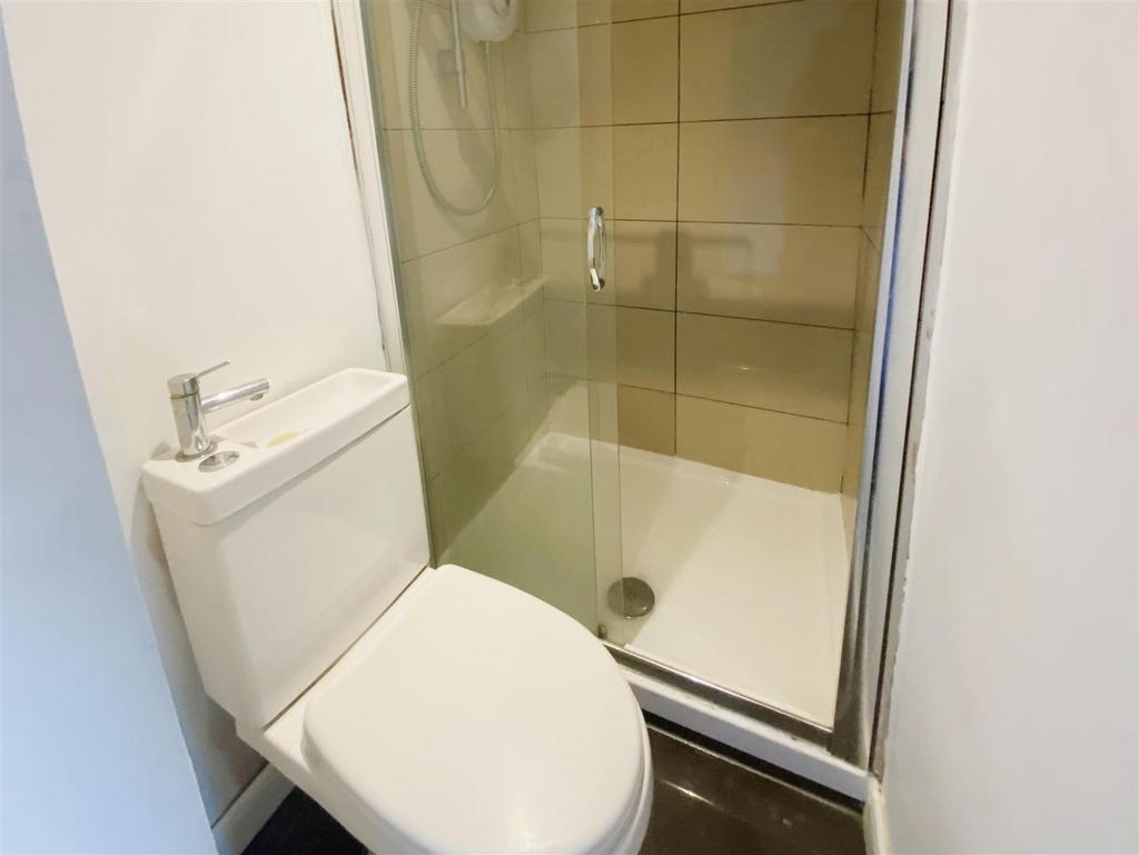 Shower.jpg