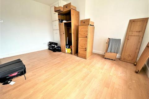 28 Fishponds Road, Sheffield, S13 8FW