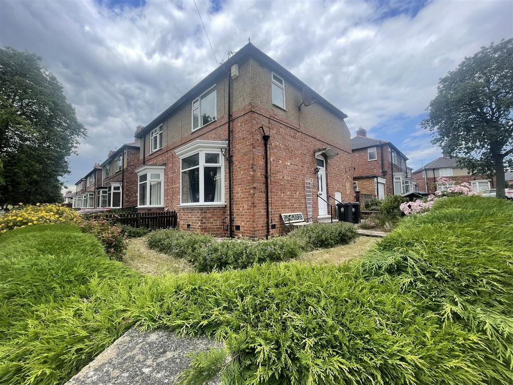 Wayside Road, Darlington 2 bed semidetached house for sale £100,000