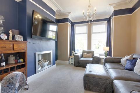 3 bedroom terraced house for sale - Beverley Road, Hessle