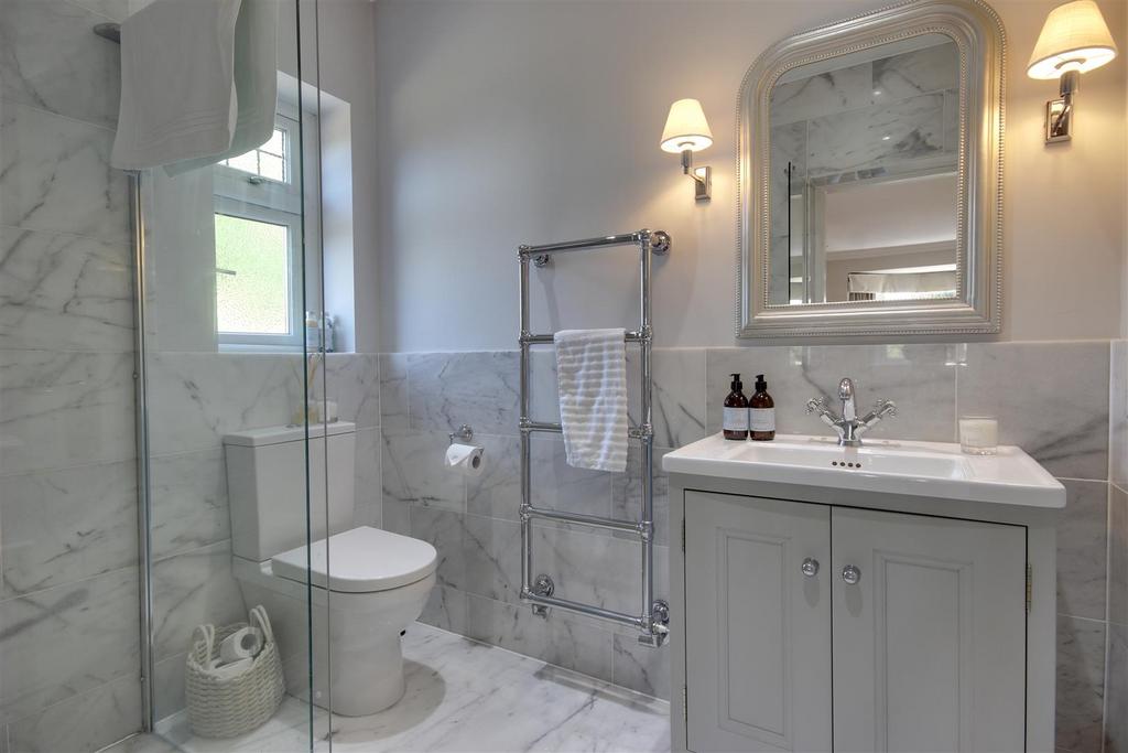 En-suite shower Room