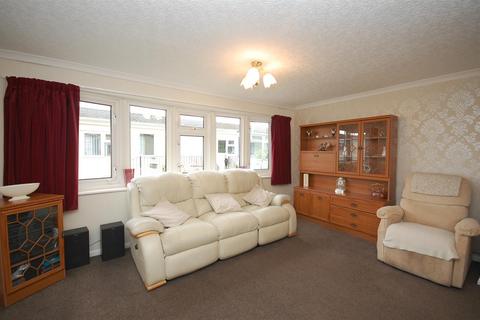 2 bedroom park home for sale, Newfield Crescent, Garforth, Leeds