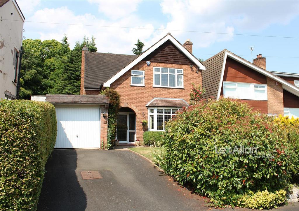 Chantry Road, Stourton, Stourbridge 3 bed detached house £550,000