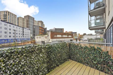 2 bedroom apartment for sale, Mercury House, Canning Town, E16