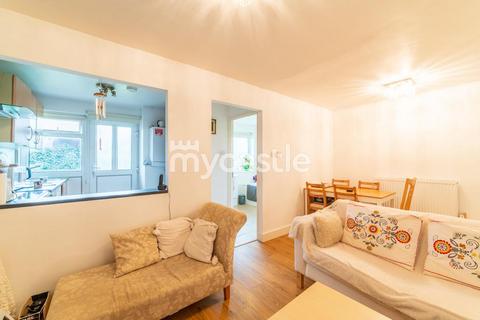5 Croxden Close, Edgware, HA8 5PS