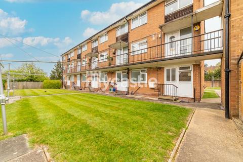 5 Croxden Close, Edgware, HA8 5PS