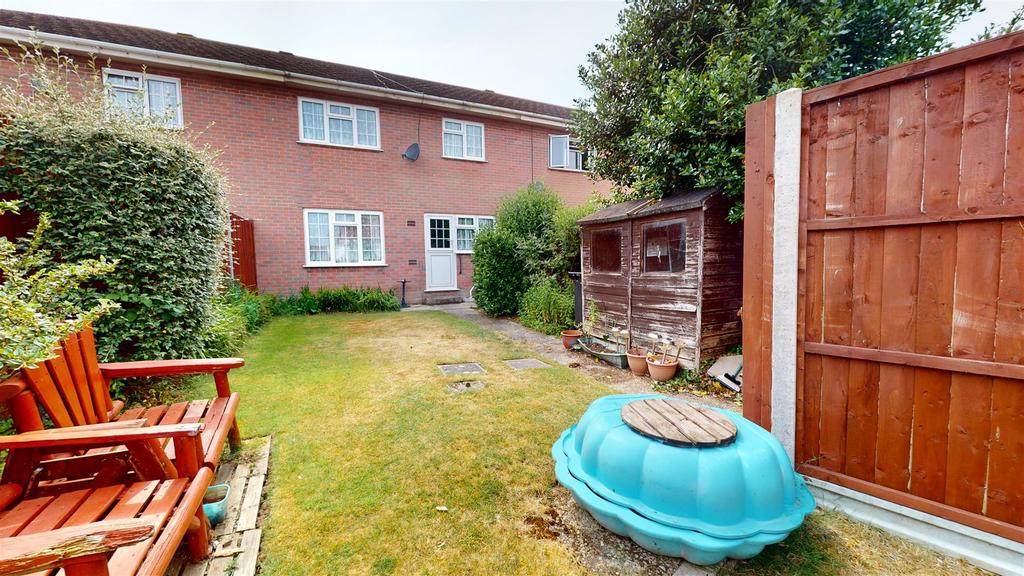 Lame-house-Rocks-06192023 134307.jpg