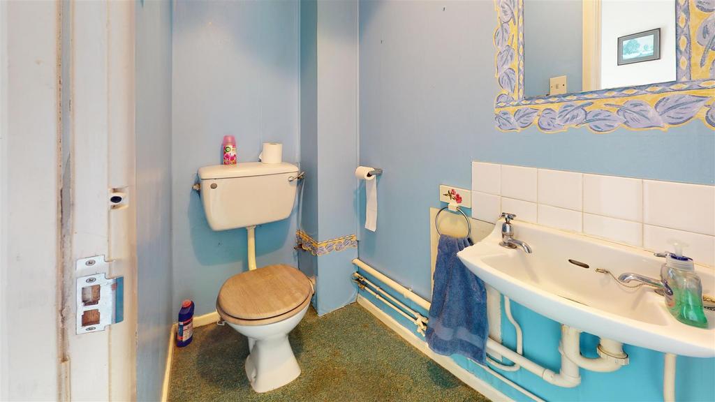 Lanehouse-Rocks-Road-Bathroom.jpg