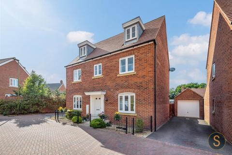 4 Dunnock Close, Hemel Hempstead, HP3 0FS