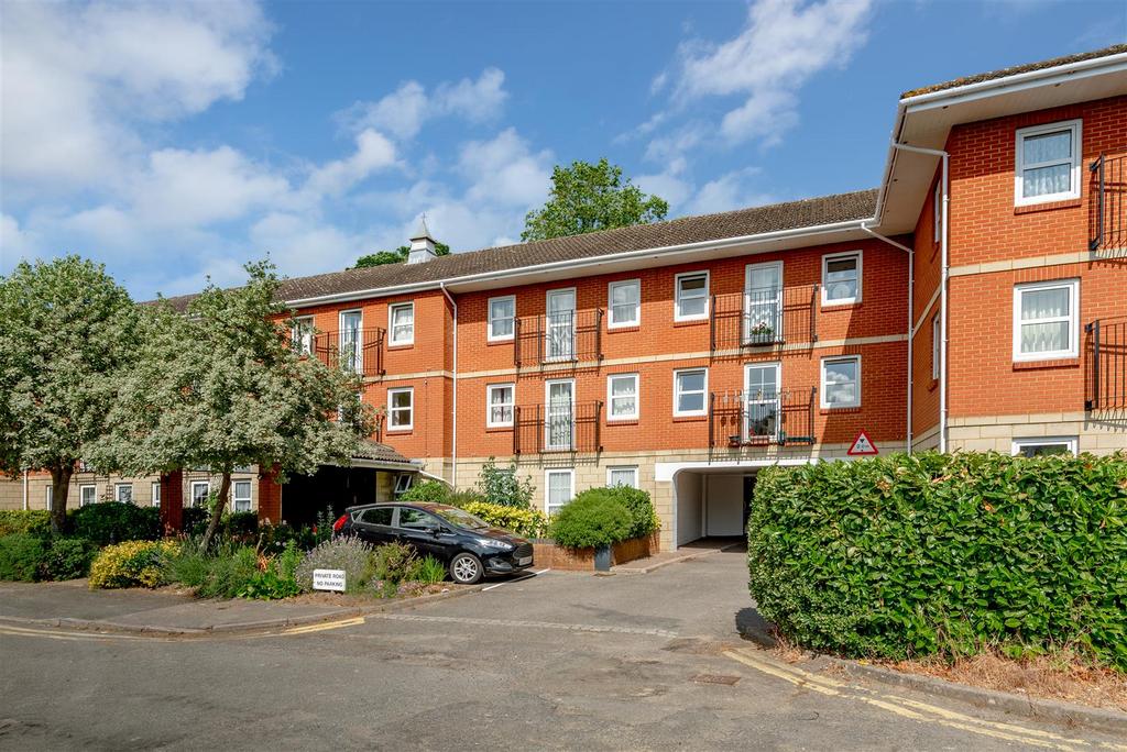 19 Church Field Court 13 2.jpg