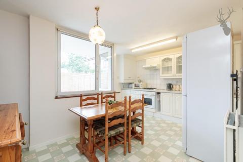 29 Mccullum Road, London, E3 5HZ