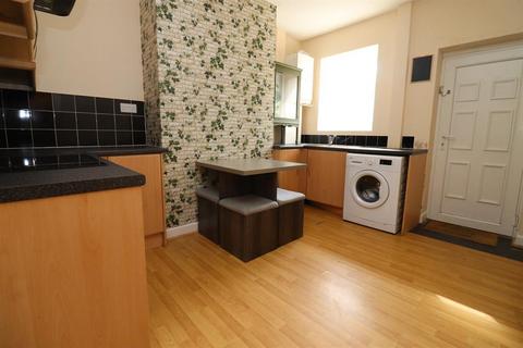 16 Bentley Street, Darwen, BB3 2EX