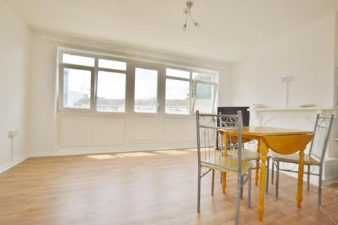 68 Ordnance Road, London, E16 4PJ