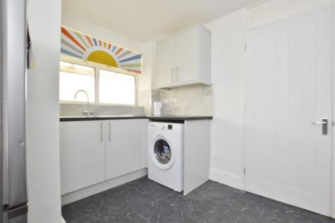 68 Ordnance Road, London, E16 4PJ