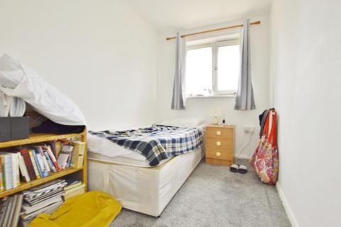 68 Ordnance Road, London, E16 4PJ