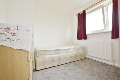 68 Ordnance Road, London, E16 4PJ