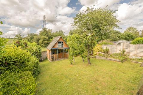 93 Beachcroft Road, Kingswinford, DY6 0HX